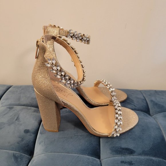 Badgley Mischka Shoes - Worn Once - Jewel Badgley Mischka Women's Mayra Heeled Sandal, Gold Glitter